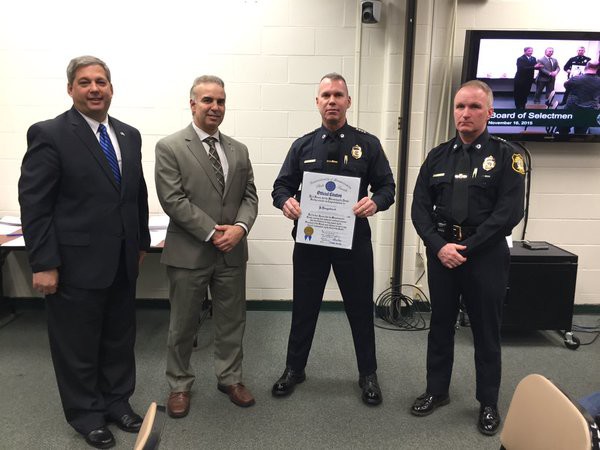 Groveland Police Receive Life Matters Award