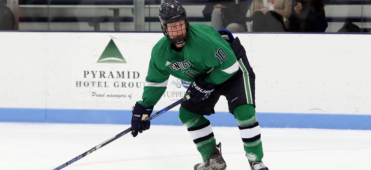 Endicott College Men’s Hockey Opens Season With 41 Win at Salem State