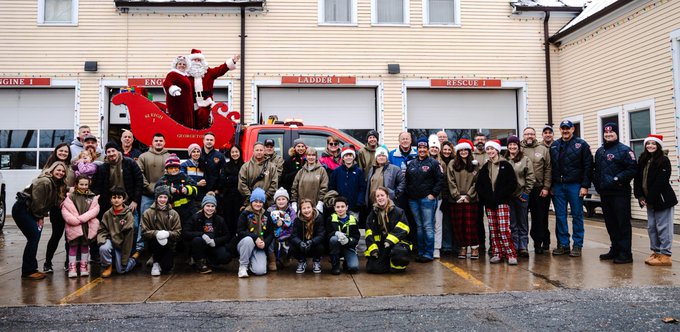 Georgetown Fire Collects Astounding 4,362 Toys During Annual Santa Tour and Toy Drive