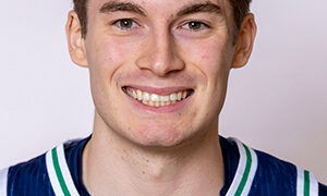 Endicott Basketball:  Montagnino (Player of the Year), Kinney, and Bettencourt Earn CNE Postseason Awards